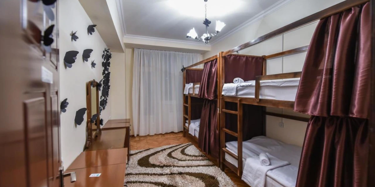 هاستل های ارزان ایروان را بشناسید 4 رزرو هاستل در ایروان بسیار آسان است؛ بهخصوص هاستل Friendship.