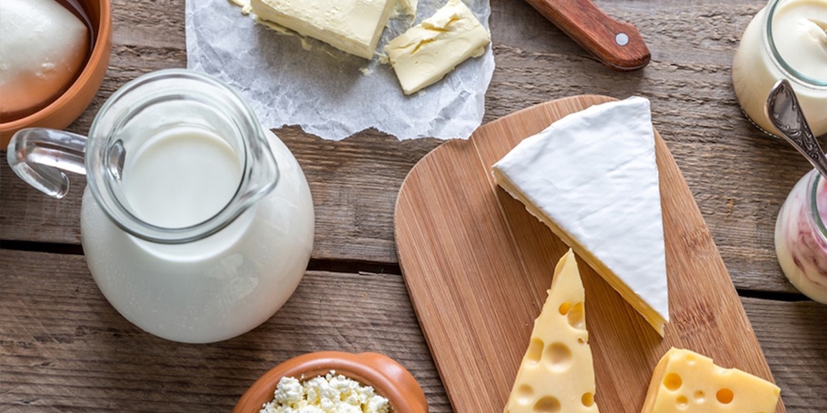 تأثیر تغذیه در بارداری برای هوش جنین + معرفی مواد غذایی مؤثر 4 برای اینکه تأثیر تغذیه در بارداری برای هوش جنین را شاهد باشید، مواد لبنی را در تغذیه دوران حاملگی خود قرار دهید.