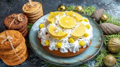 طرز تهیه کیک لیمویی فرانسوی با سس مخصوص 86 طرز تهیه کیک لیمویی بسیار راحت است تنها باید چند مهارت را بیاموزید و آن را با میوه و خامه تزئین کنید.