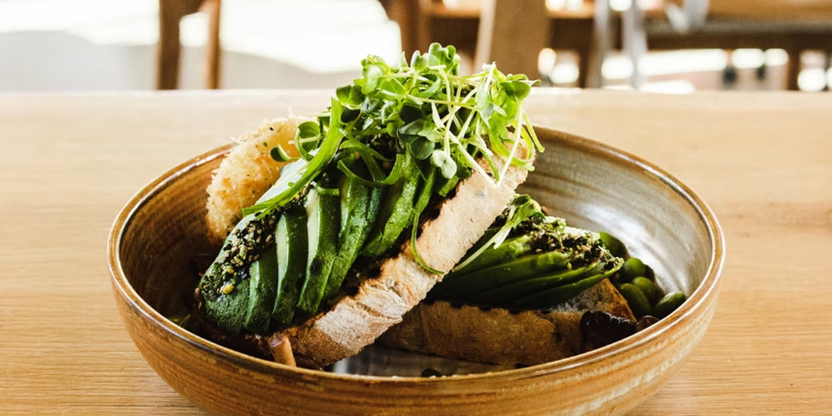 نکات کلیدی تغذیه مادر قبل از بارداری 3 بهترین روش تغذیه مادر قبل از بارداری بهرهمندی از ریز مغذیهای مهم برای بدن مادر است.