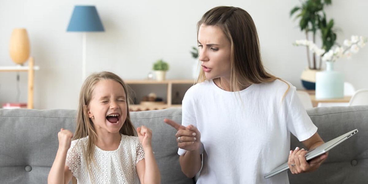 17 روش تربیت کودکان پرخاشگر + بررسی علل آن 6 والدین با حفظ آرامش روانیشان کودکان پرخاشگر خود را راحتتر و مؤثرتر تربیت خواهند کرد.