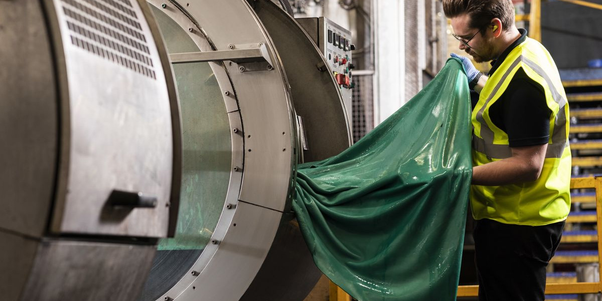 هزینه و تجهیزات لازم احداث کارخانه چرم سازی 3 برای راهاندازی کارخانه چرمسازی به ماشینها و دستگاههای مخصوصی نیاز است.