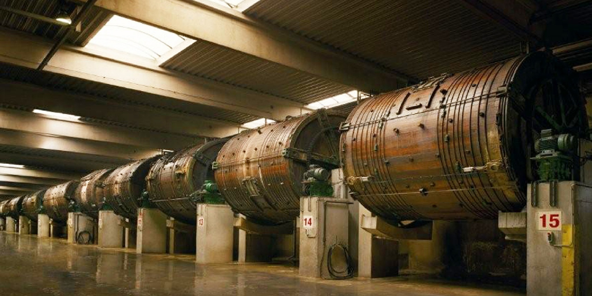 هزینه و تجهیزات لازم احداث کارخانه چرم سازی 4 یکی از راههای احداث کارخانه چرم سازی موفق آشنایی با معروفترین کارخانههای چرمسازی در ایران است.