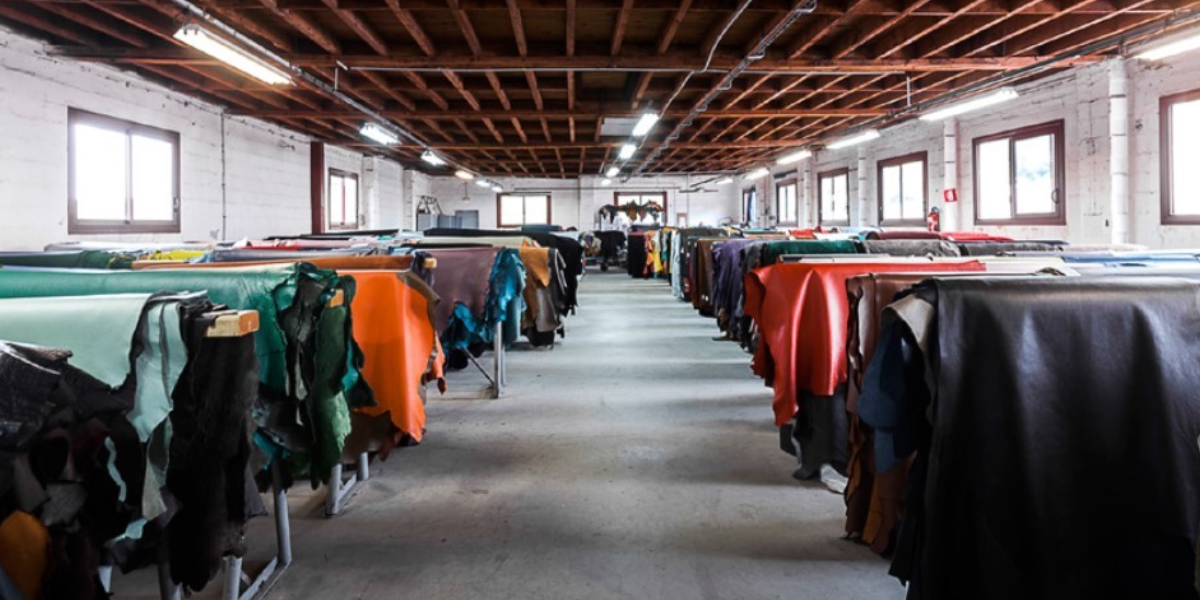 هزینه و تجهیزات لازم احداث کارخانه چرم سازی 7 با تأسیس کارخانه چرم سازی علاوه بر کارآفرینی به سود زیادی میرسید.