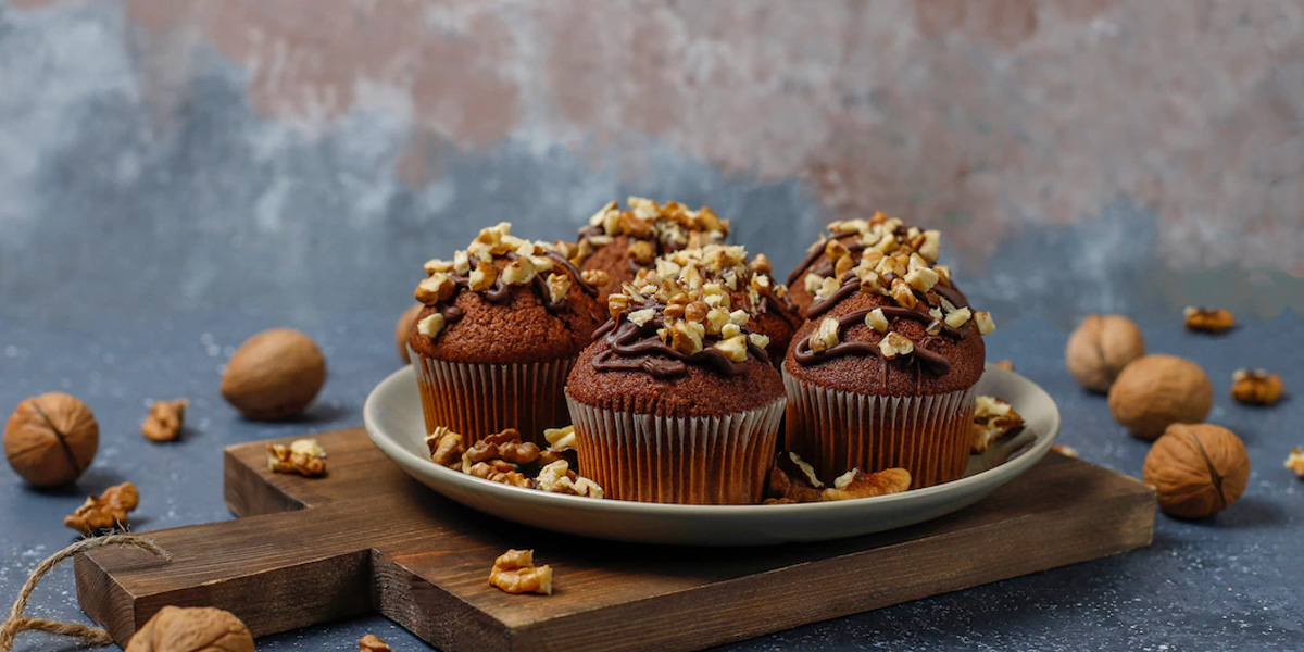 شما می‌توانید مدل های مختلفی را برای استفاده از طرز تهیه کیک شکلاتی در پیش بگیرید.