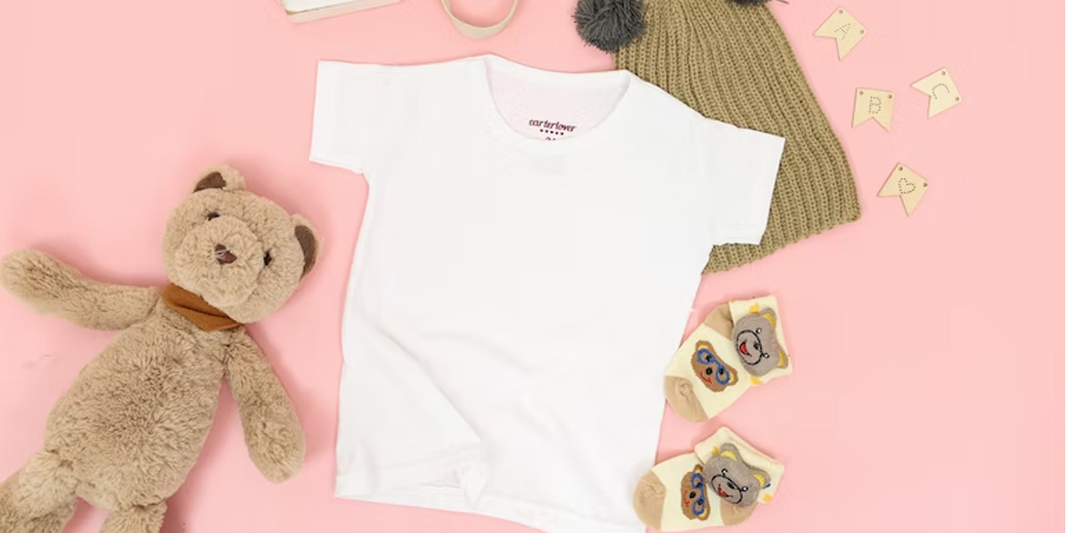 طبق دستورالعمل‌های راهنمای خرید لباس نوزاد محصولاتی با سایز صفر برای یک تا سه ماهگی کودک مناسب است.