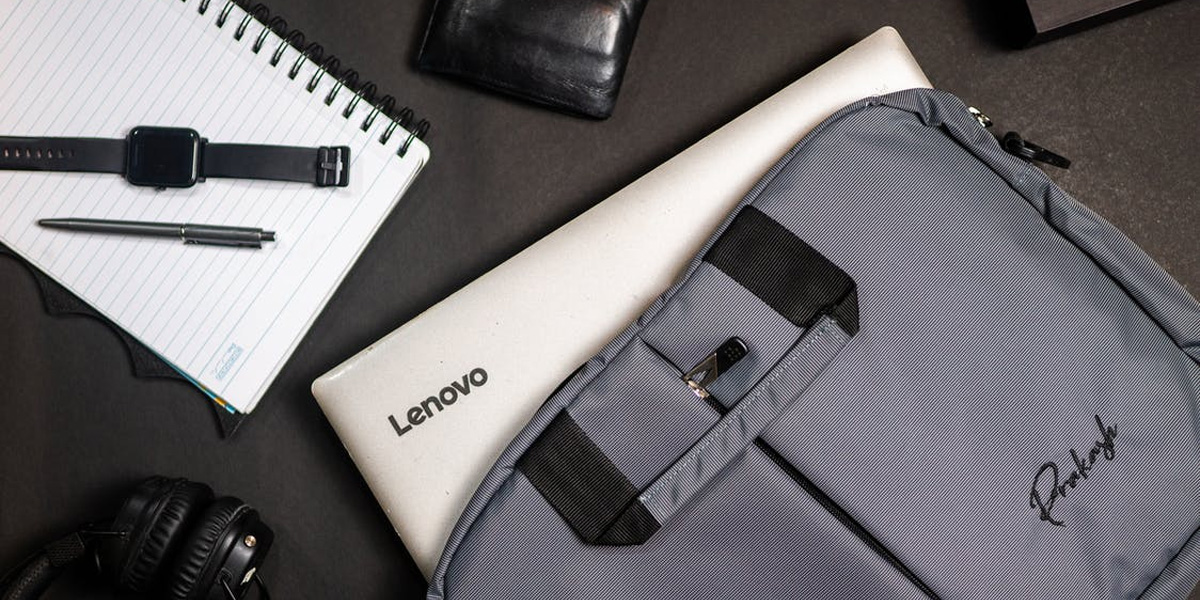 چرا به راهنمای خرید کیف و کوله پشتی لپ تاپ نیاز دارید؟ 4 استفاده از راهنمای خرید کیف لپ تاپ به شما کمک میکند بهترین کیف دستی برای حمل این وسیله را تهیه کنید.