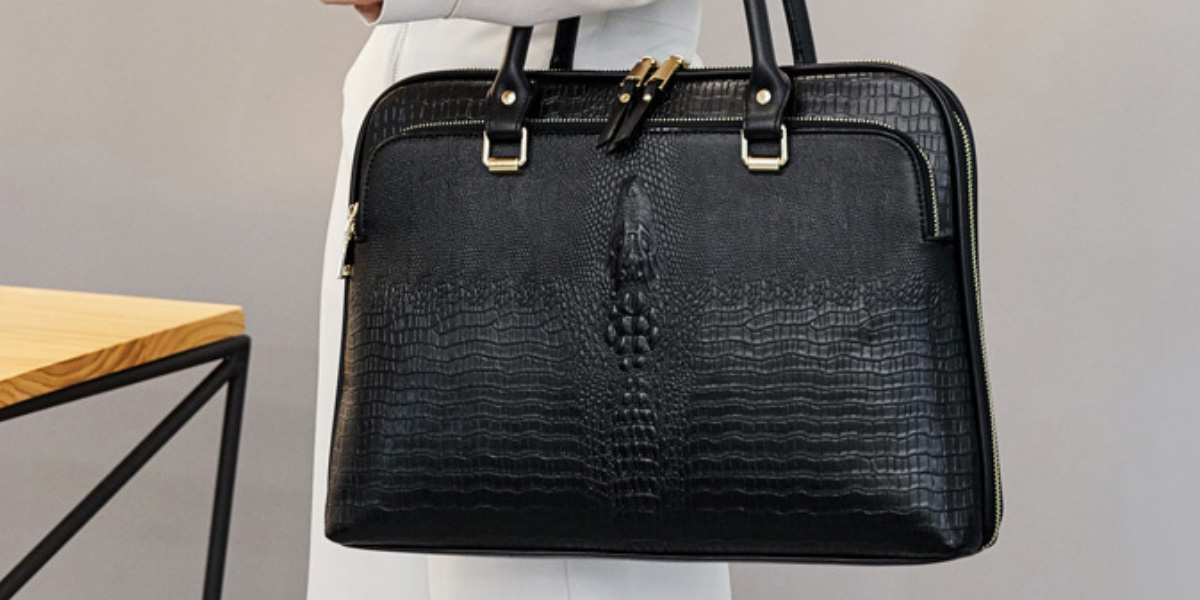 راهنمای خرید کیف اداری برای شیک پوشان 5 بهترین برند و مدل کیف اداری مردانه و زنانه در داخل ایران متعلق به برند کروکو است.