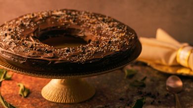 کیک شکلاتی بی بی را حرفهای یاد بگیرید 57 پختن کیک شکلاتی بی بی بدون هزینه در منزل را با ما تجربه کنید.