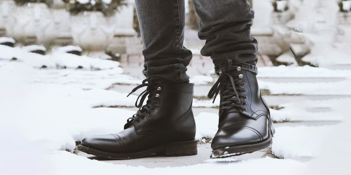 برترین برندهای چرمی ایران که در سال 2024 سر و صدا به پا کردهاند 6 بوت بنددار چرم با یراق فلزی